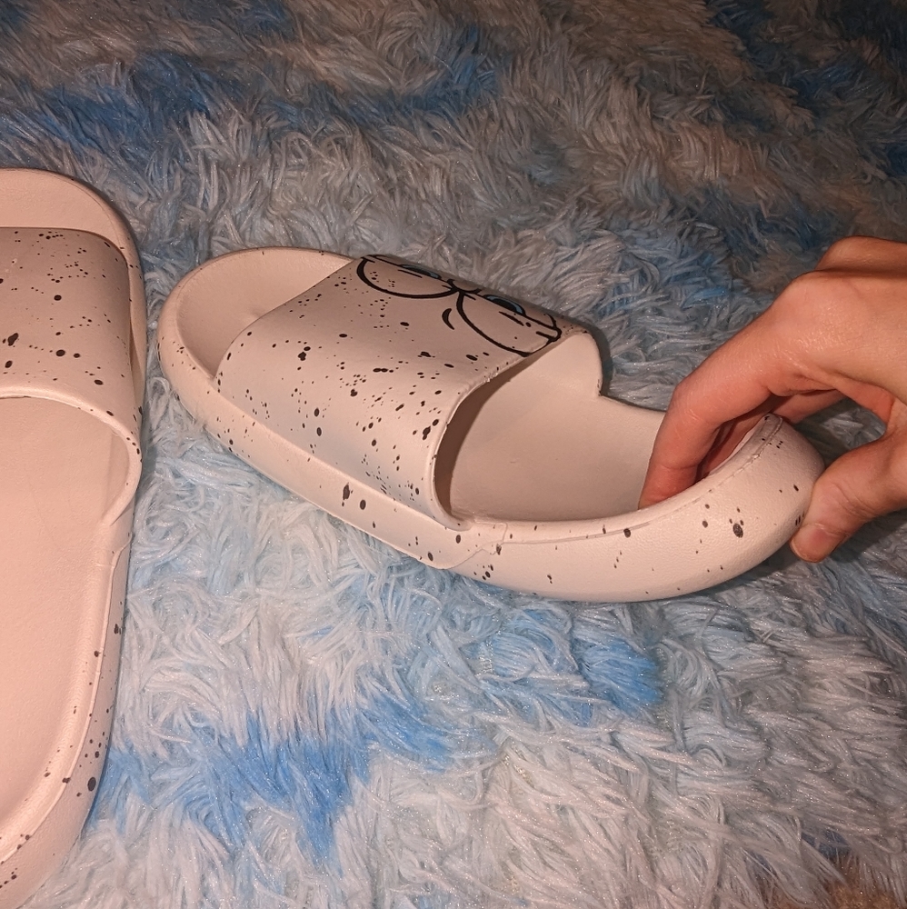 SpongeBob sandals/slides - Picture 5 of 16